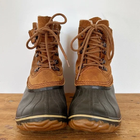 SOREL Women's Waterproof Fancy Lace II Suede Winter Boots. Sz 9. - Picture 2 of 5